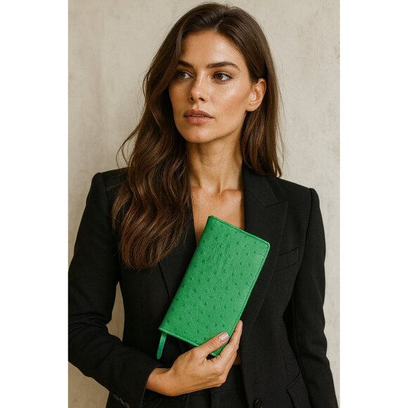 Kate Spade New York Wallet Green Ostrich Embossed Leather Card Holder - Picture 1 of 10